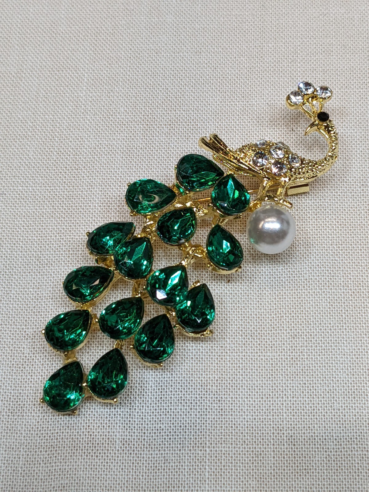 Peacock Brooch Bird Pin Gold Tone Green Plastic Rhinestone Faux Pearl ~2.75″ New