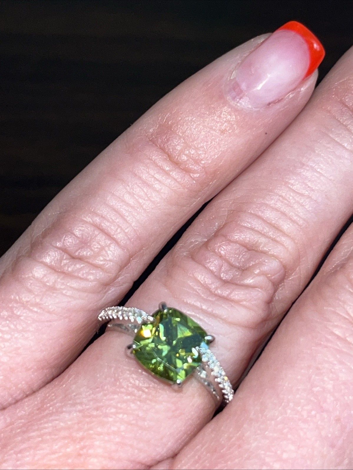 Beautiful Peridot Crystal 925 Sterling Silver Ring size 6 Retail 78.99