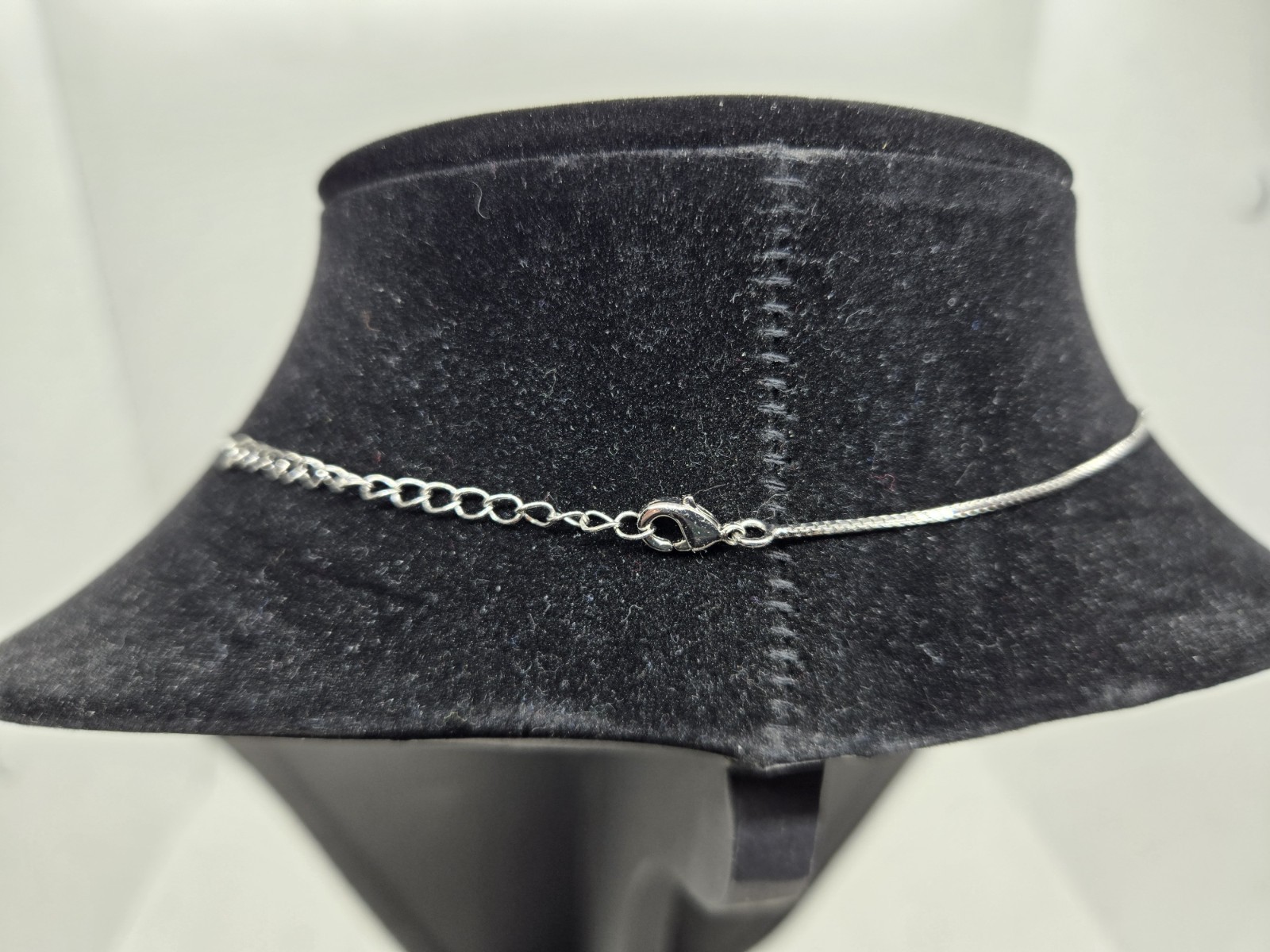 Cubic Zirconia Round Cut Necklace Six Prong Solitaire 18 inch Chain New with box