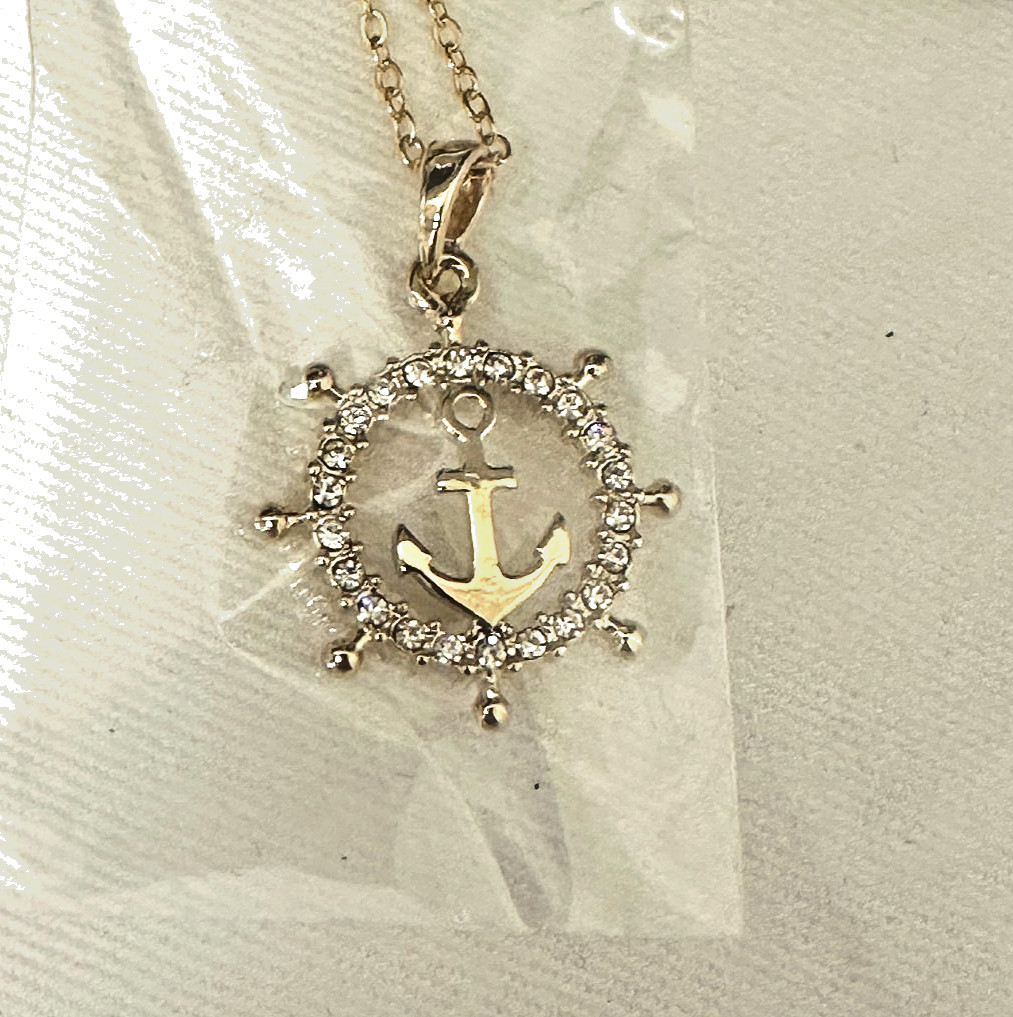 New 20pcs Crystal Charm Pendant Necklace Jewelry #119 Pistol Moon Frog Cola Star