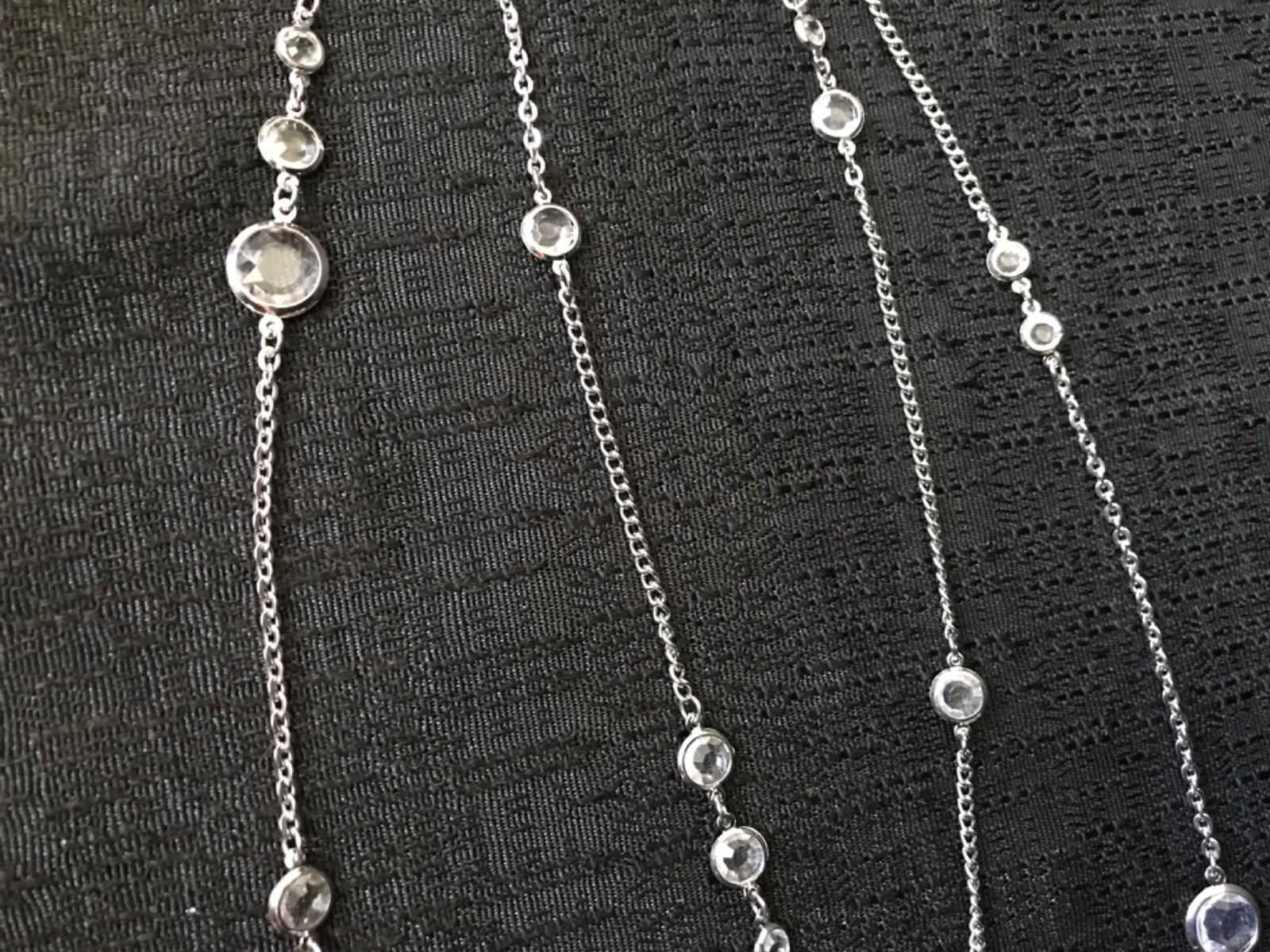 15 in – 26 in Silver Necklace w/ 20 Clear Crystals
