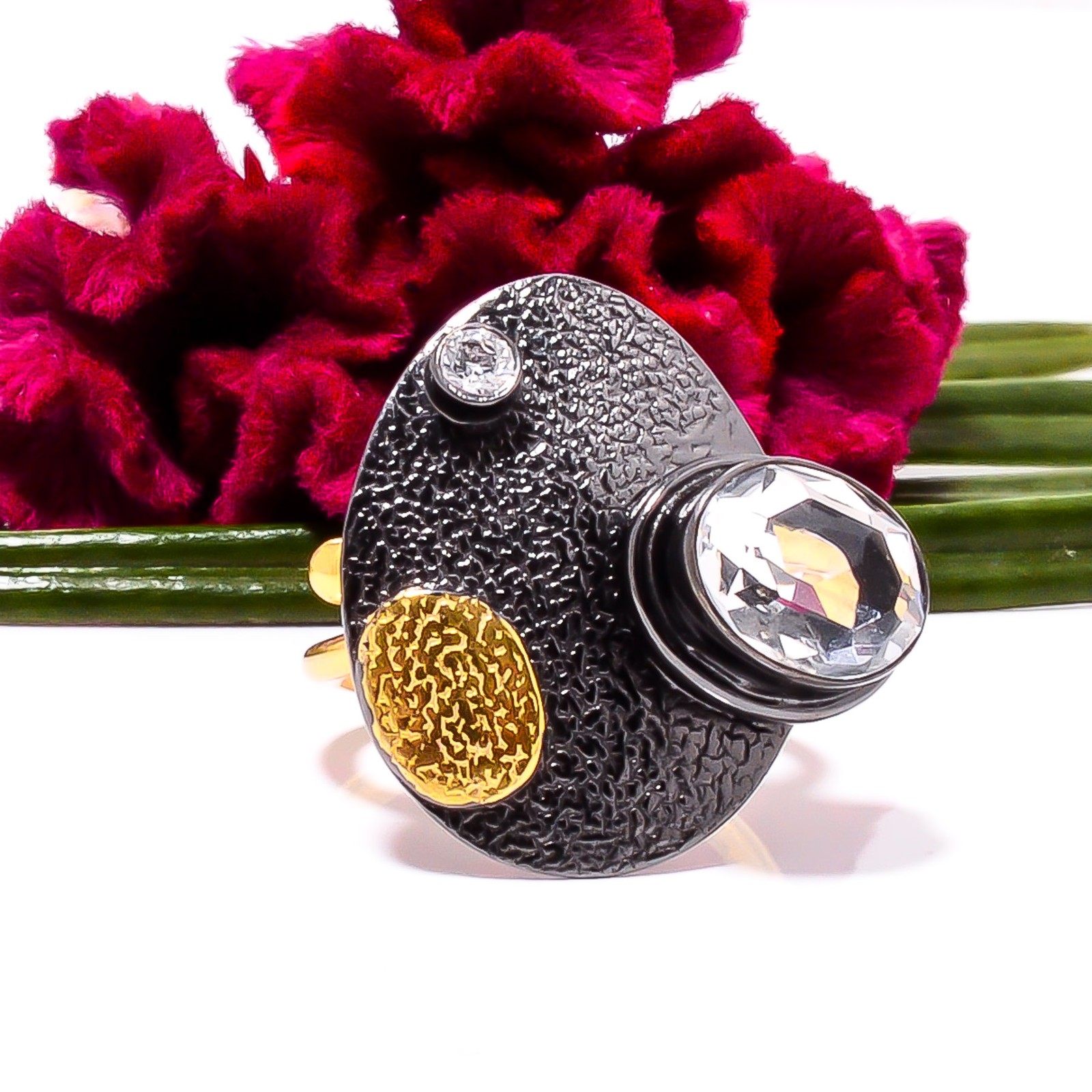 White Topaz Gemstone Black And Gold Plated 925 Sterling Silver Ring s.7 Sku70