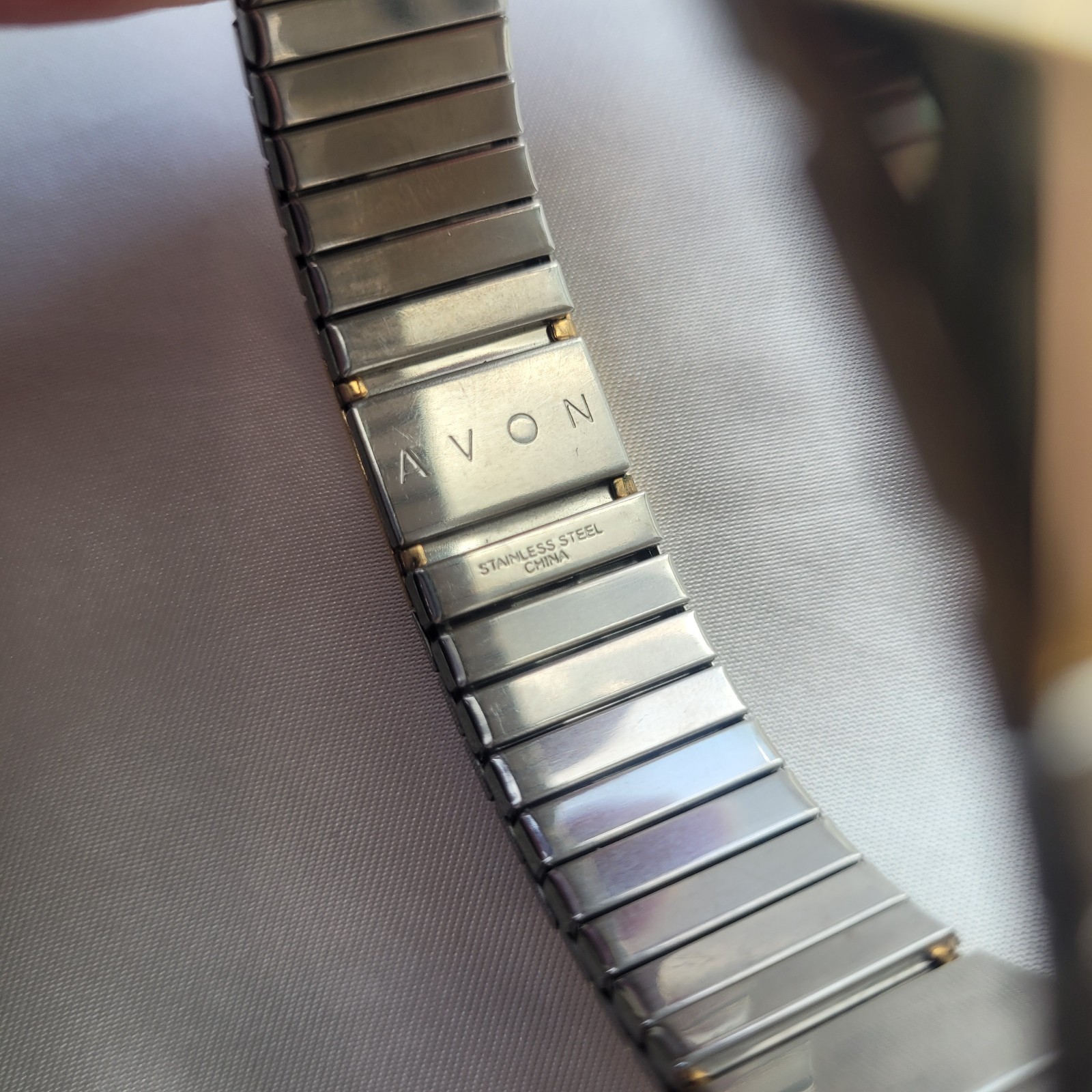 AVON Expandable Links Bracelet Geometric Shapes Gold/Silver Tone