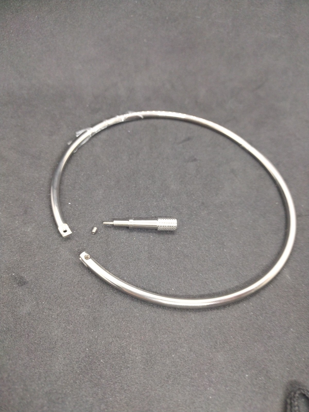 16 Inch 6mm Petite Polished Locking Eternity Collar Titanium With Key