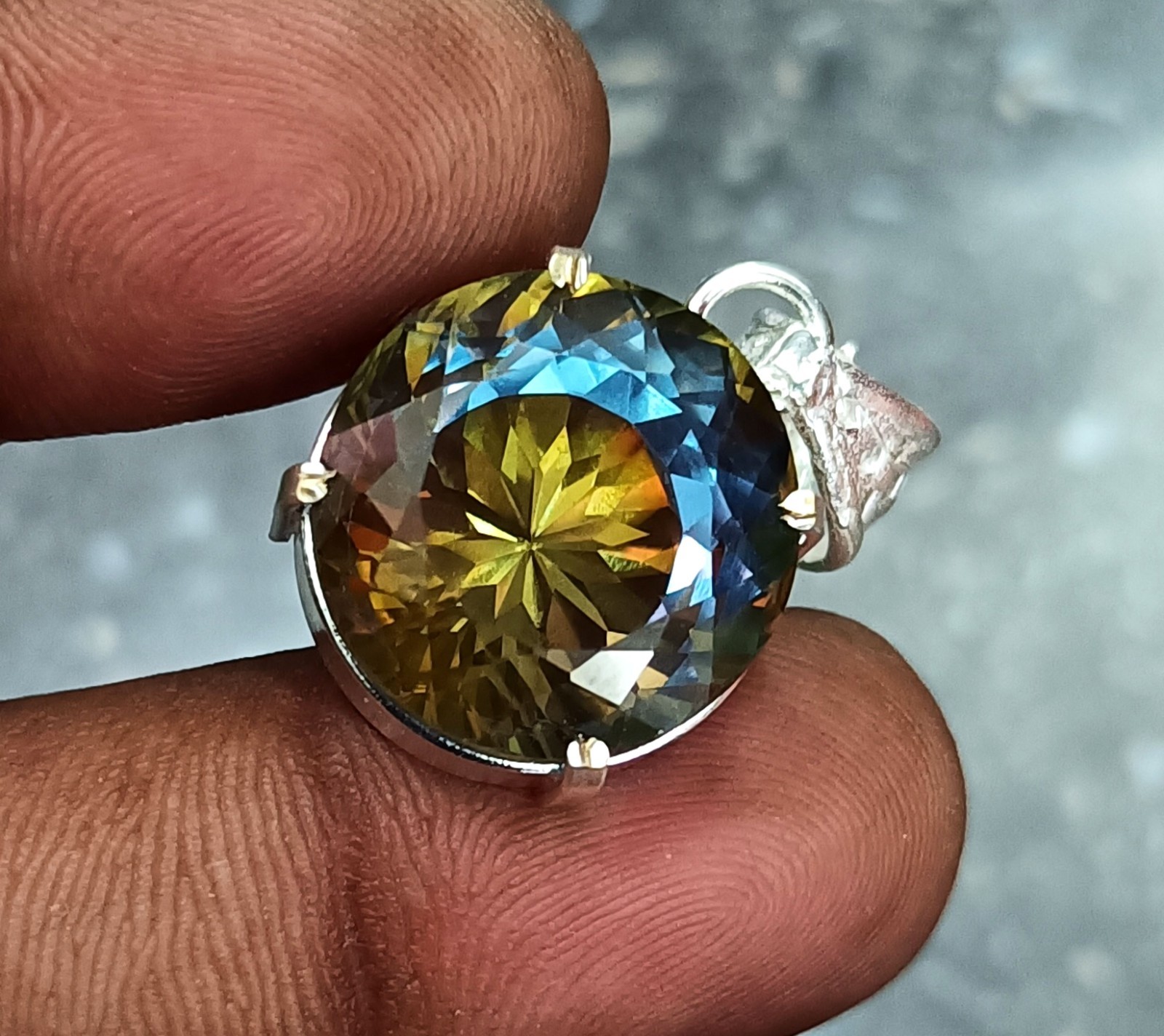 Natural Round 34.40 Ct Bi-Color Pitambari Sapphire 925 Silver Pendant Gemstone