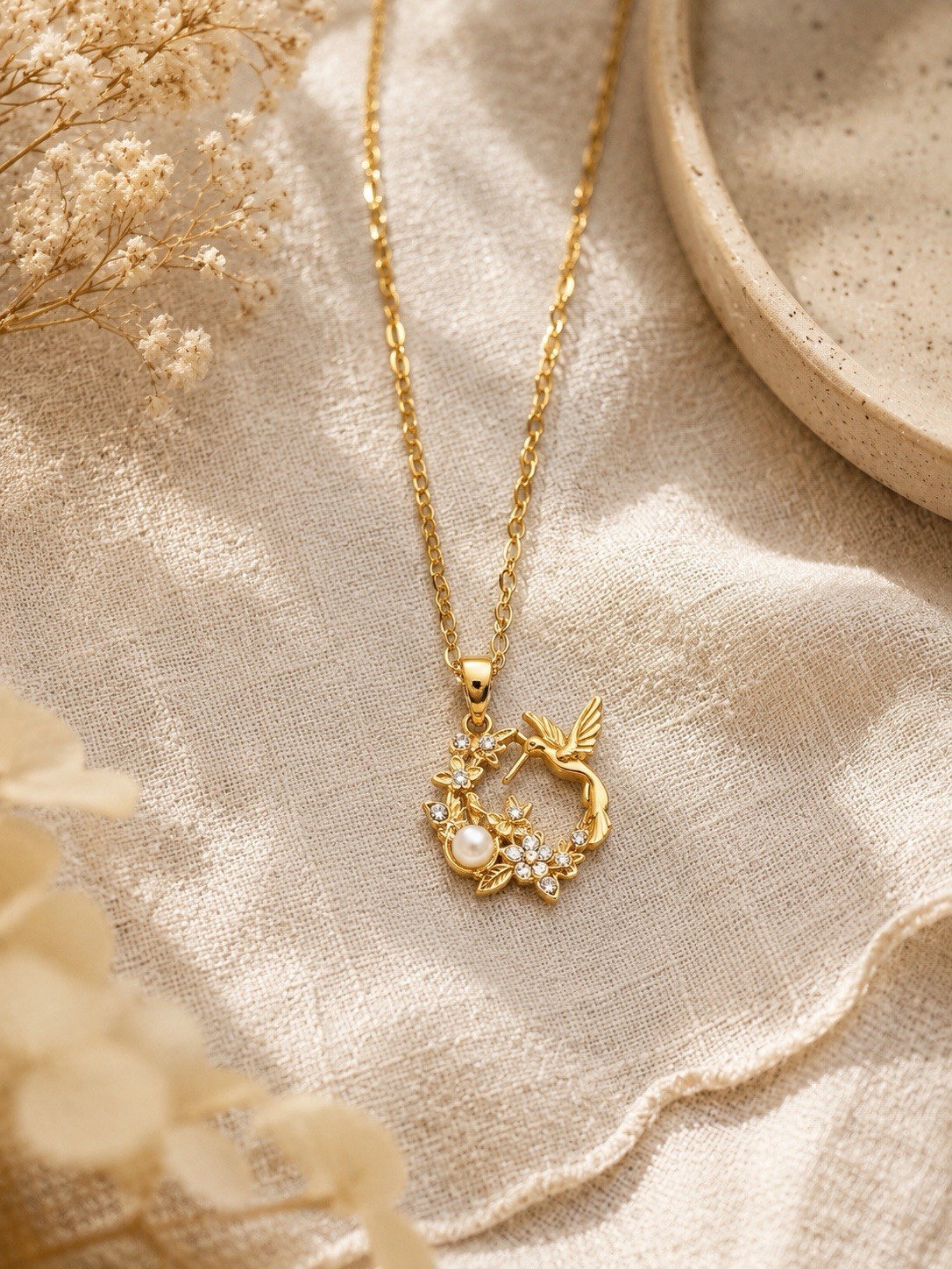 Gold Hummingbird Floral Wreath Necklace Stainless Steel Hypoallergenic Waterproo