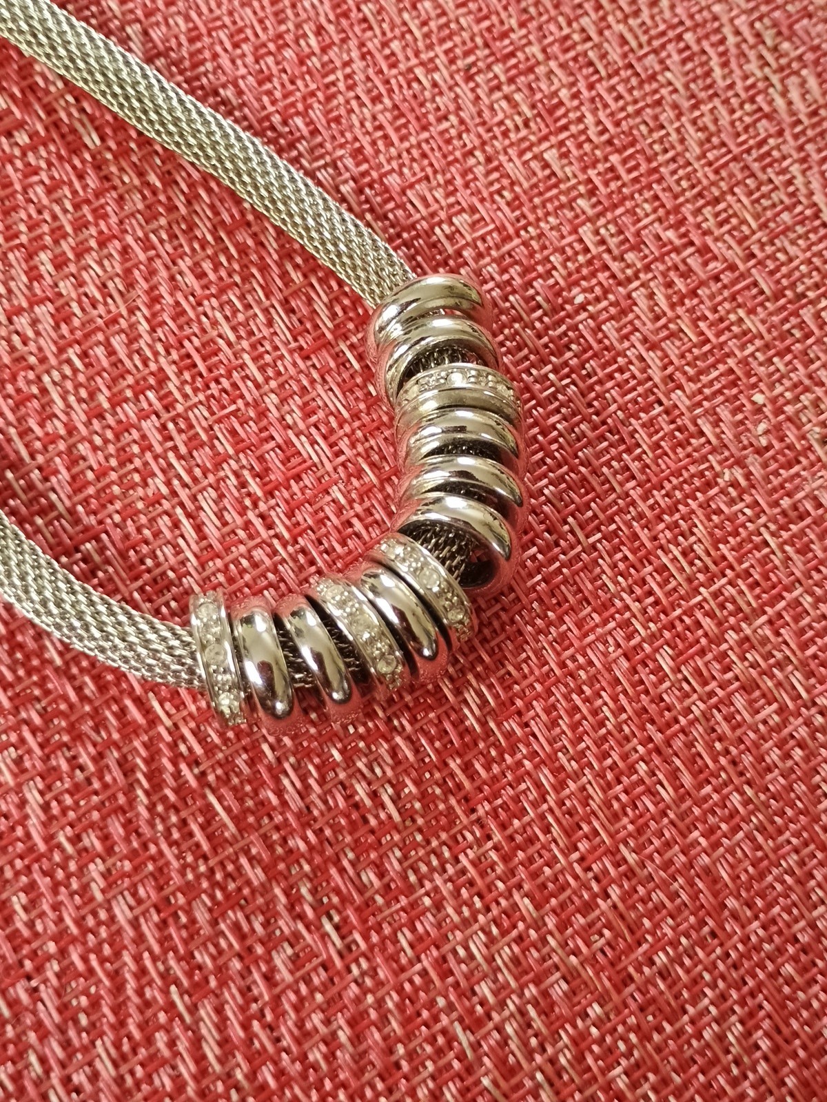 Metallic Silver Tone Snake Mesh Rope W Ring Charms Necklace
