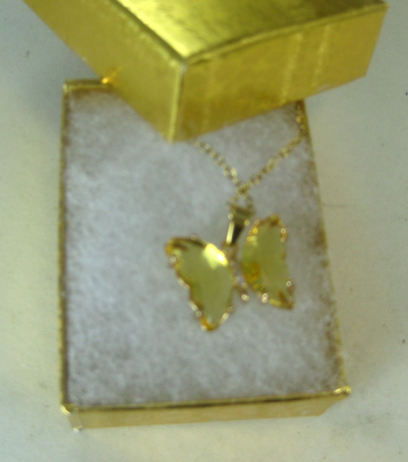Steel 18K Gold Plated CRYSTAL NECKLACE PENDANT BUTTERFLY yellow boxed 0.7×0.7″