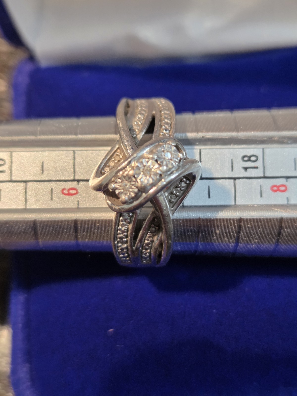 Gemstone Chip Accent Ring Swirl Style Sterling Silver Ring Size 6 3/4 Inches