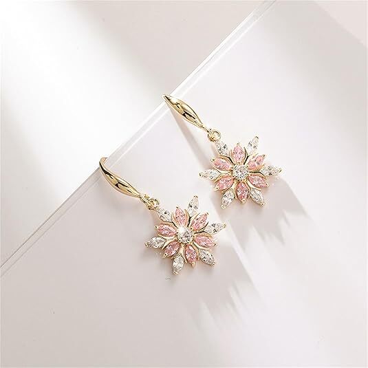 Total of Exquisite Delicate Minimalist Snowflake Shaped Alloy Dangle Earrings