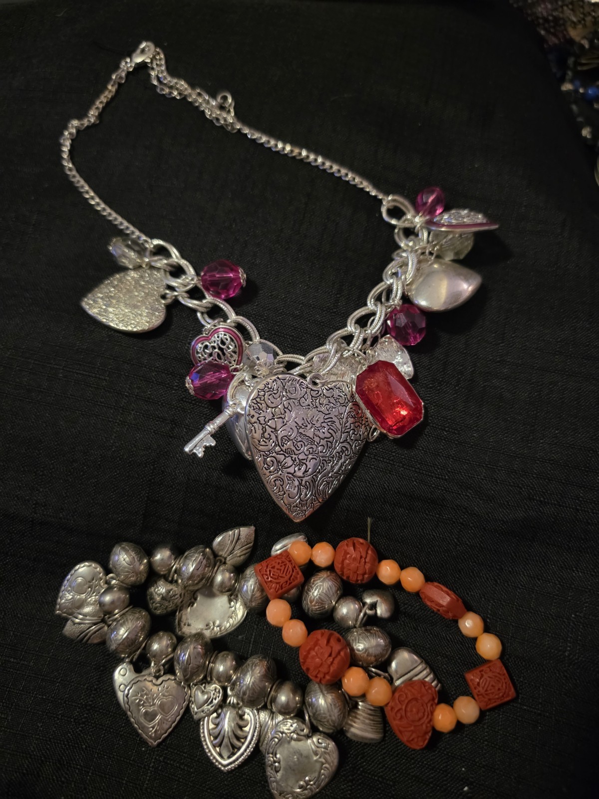 Silver Tone Heart Charm Chain Bracelet – Love & Hearts Lock & Key Theme