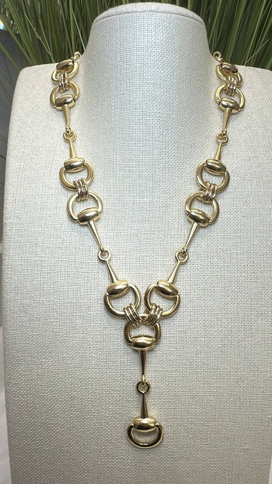 Equestrian necklace, Equine Horse, Snaffle bit “Y” lariat, gold stunning