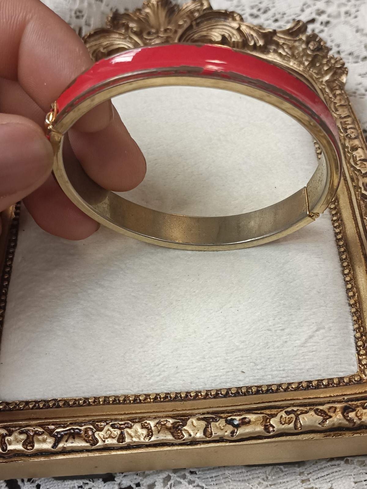 vintage Red Gold Tone Hinged Bangle has chips Bracelet, 7 in Length, No Stone