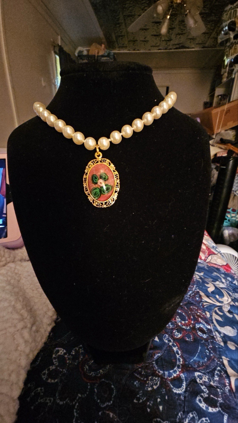 Faux Pearl Beaded Necklace with Floral Charm Pendant, Cream Gold