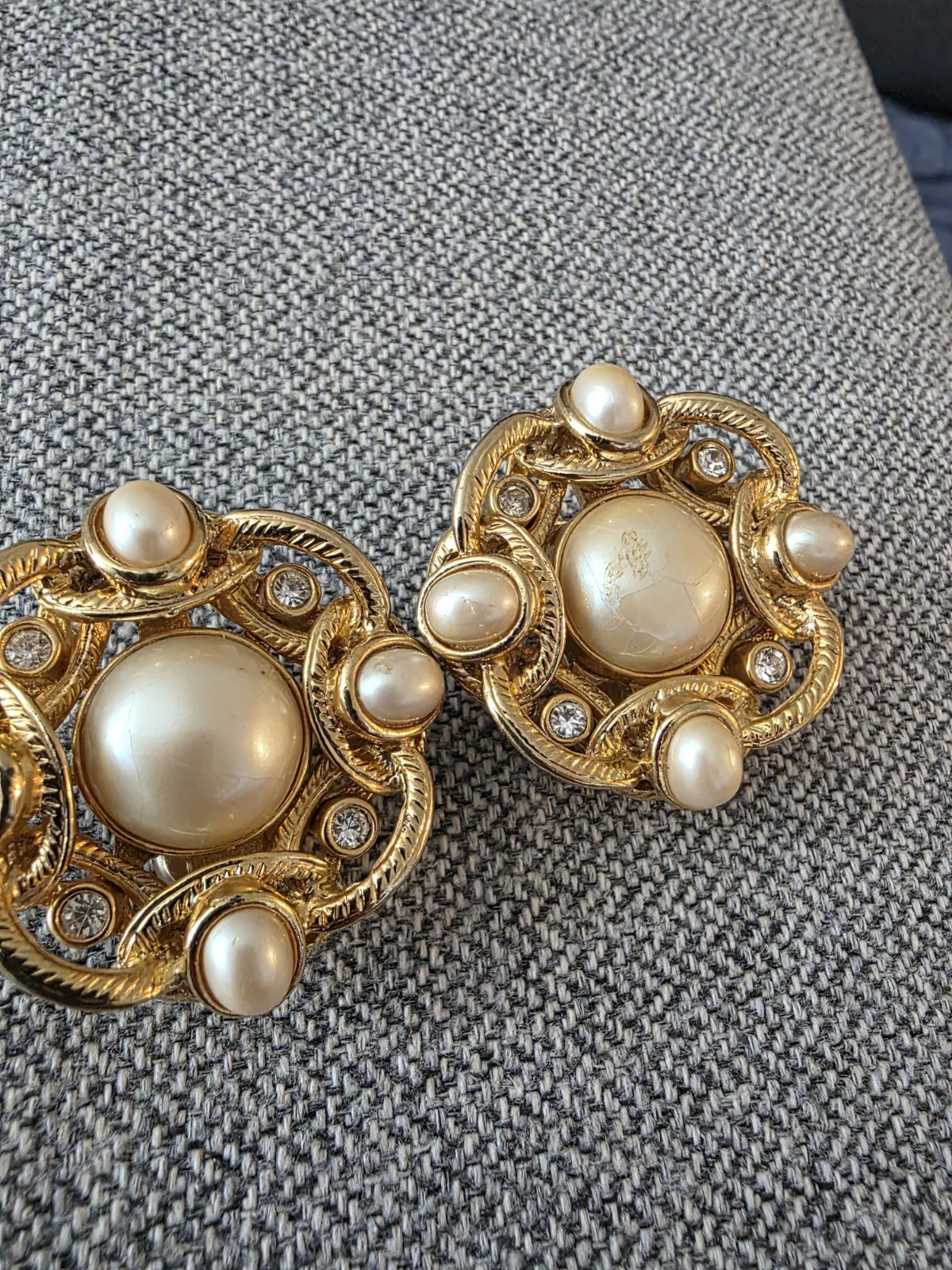 Vintage Gold Tone Clip-On Statement Earrings Imitation Pearl Rhinestone Round