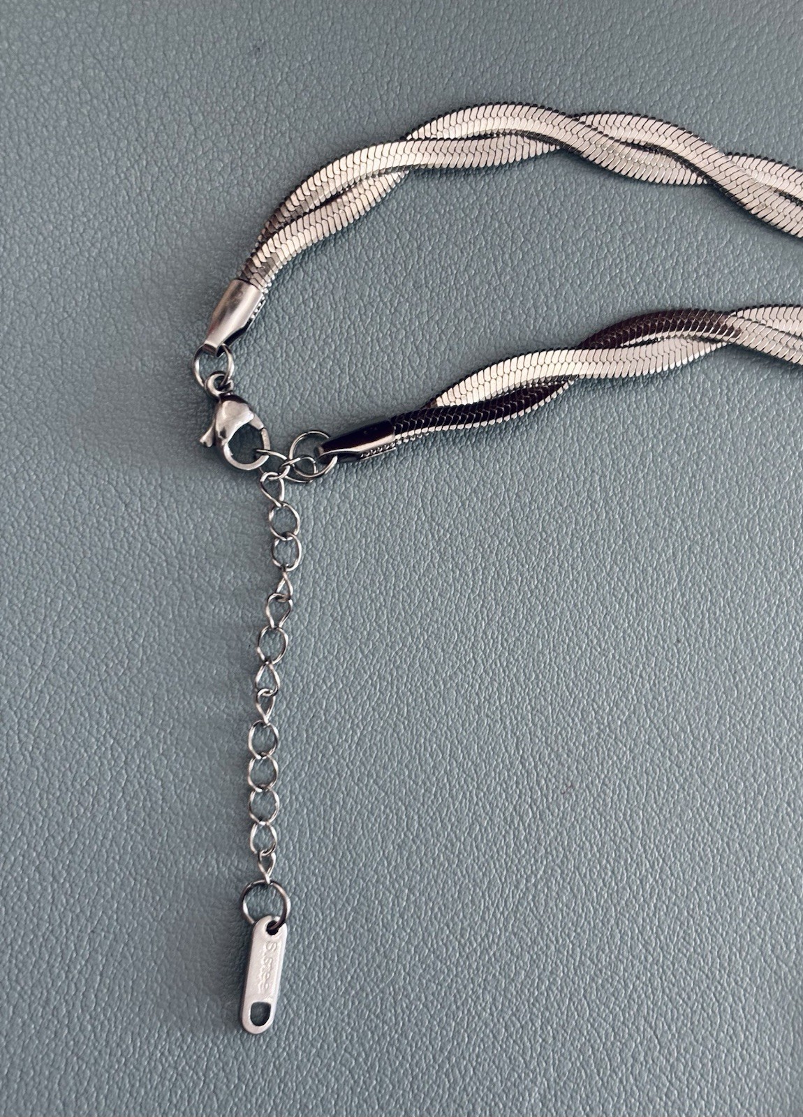 Freshwater Baroque Pearl | Twisted Herringbone Chain Necklace Removable Pendant
