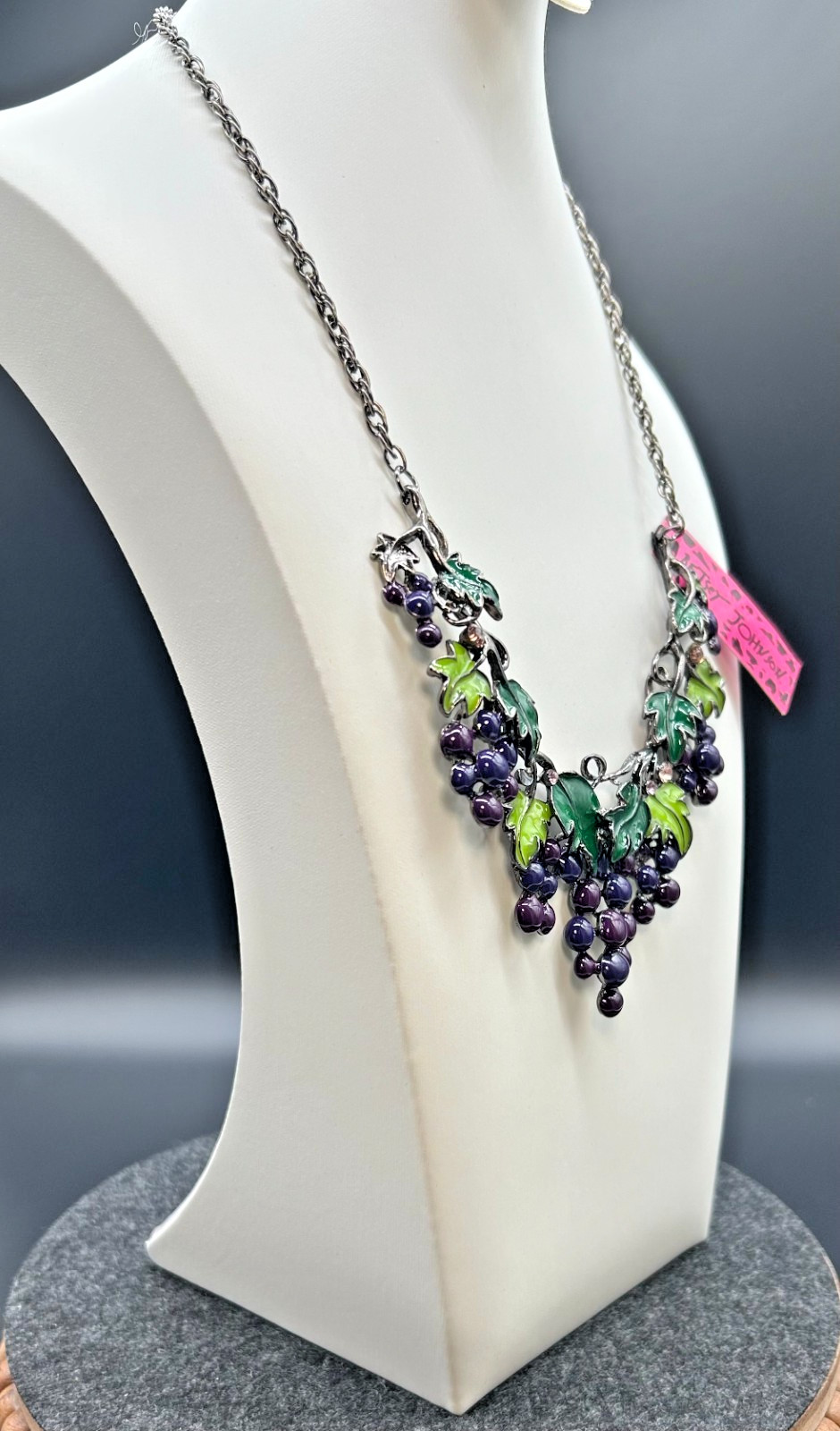 Betsey Johnson Grape Cluster Purple Enamel Bib Statement Necklace NWT MINT 18 in