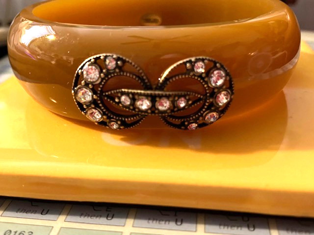 Lulu Frost for J Crew WIDE butterscotch lucite bangle with crystals. Vintage.