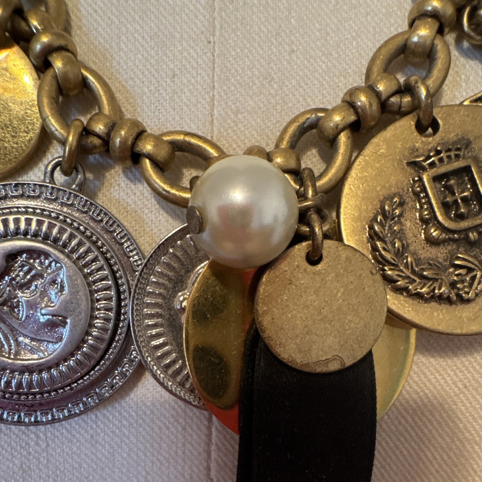 2000’s J.Crew Cable Chain Coin Charm Necklace Crystal Starburst Ribbon