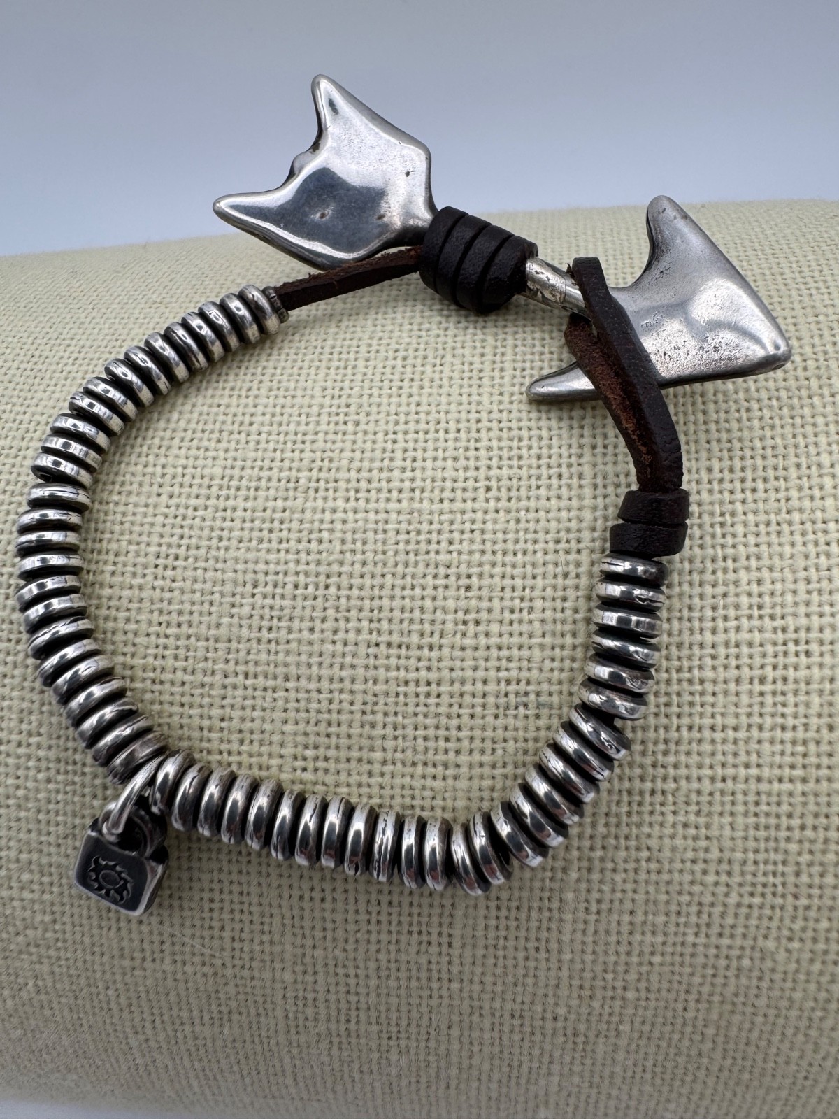 UNO de 50 Silver Plated Arrow Bracelet Leather Wrap Artisan Spain