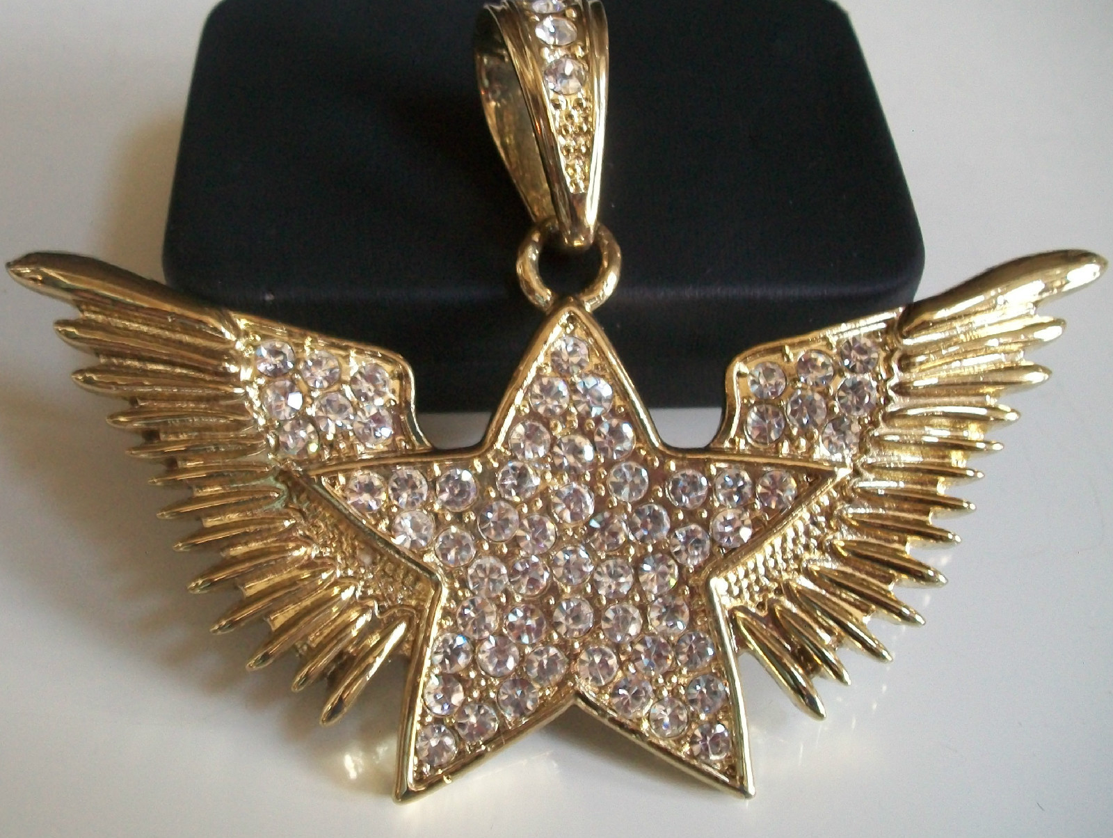 Men’s Fashion Dressy Casual Hip Hop Gold Finish Wings with Star Charm