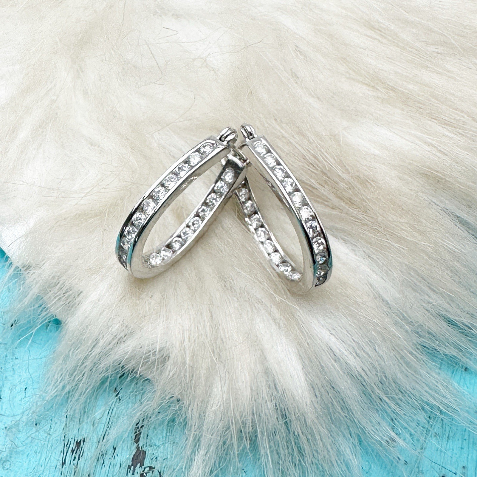 Sterling Silver CZ Cubic Zirconia 925 Channel Set 1″ Hoop Earrings