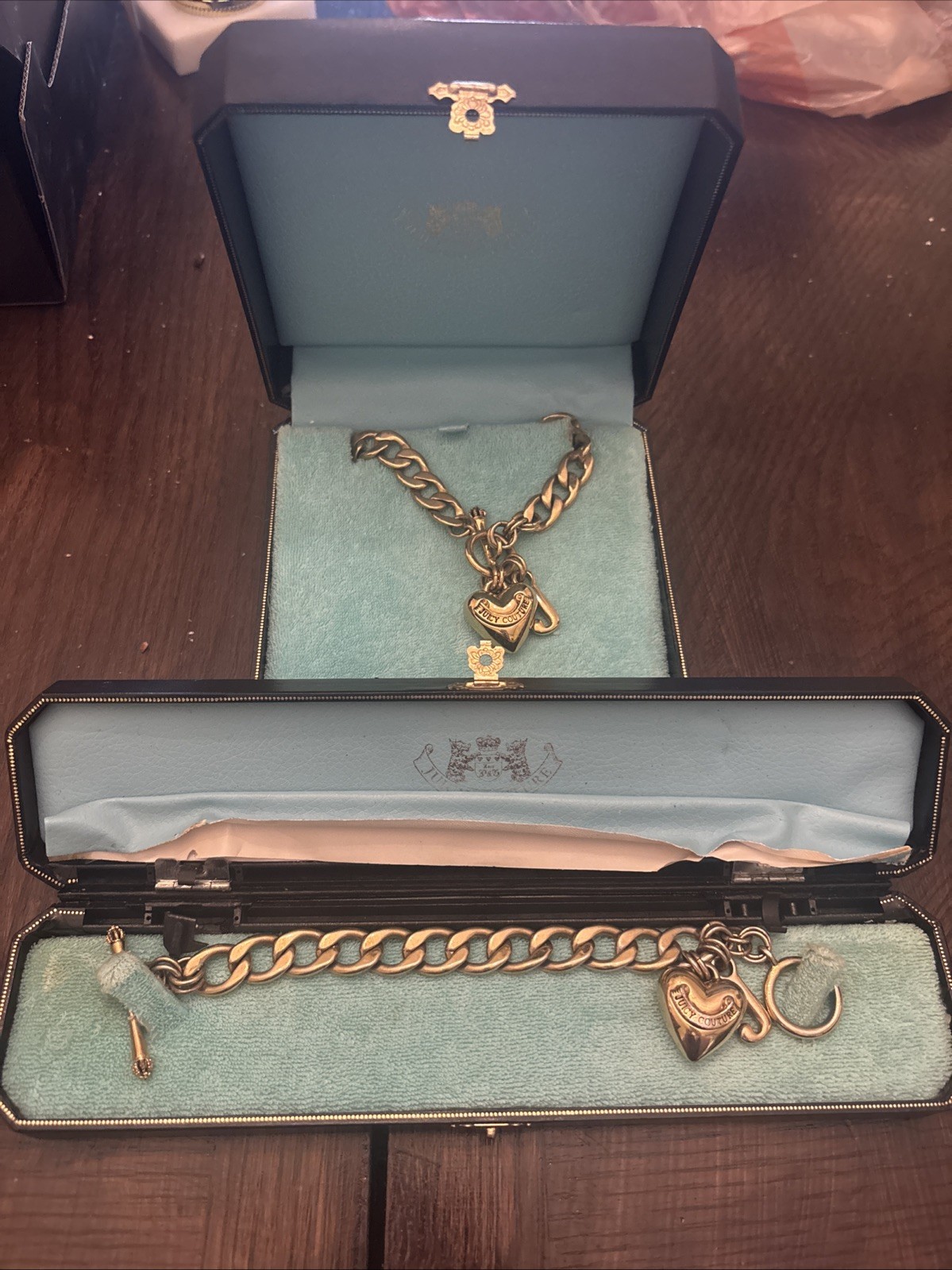 Juicy Couture Y2K Vintage Chunky Gold Heart Charm Necklace and Bracelet Set