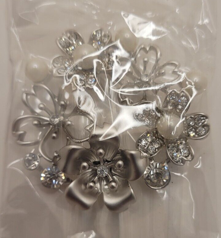 BriLove WOMEN’S SILVER TONED PIN BROOCH CRYSTAL RHINESTONES AND FAUX PEARLS