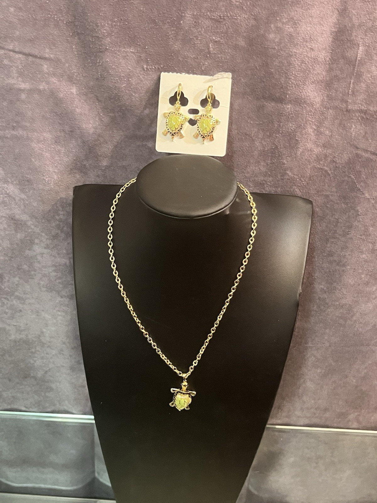 None tarnish none fade Gold Tone Turtle Necklace & Earrings Set Green
