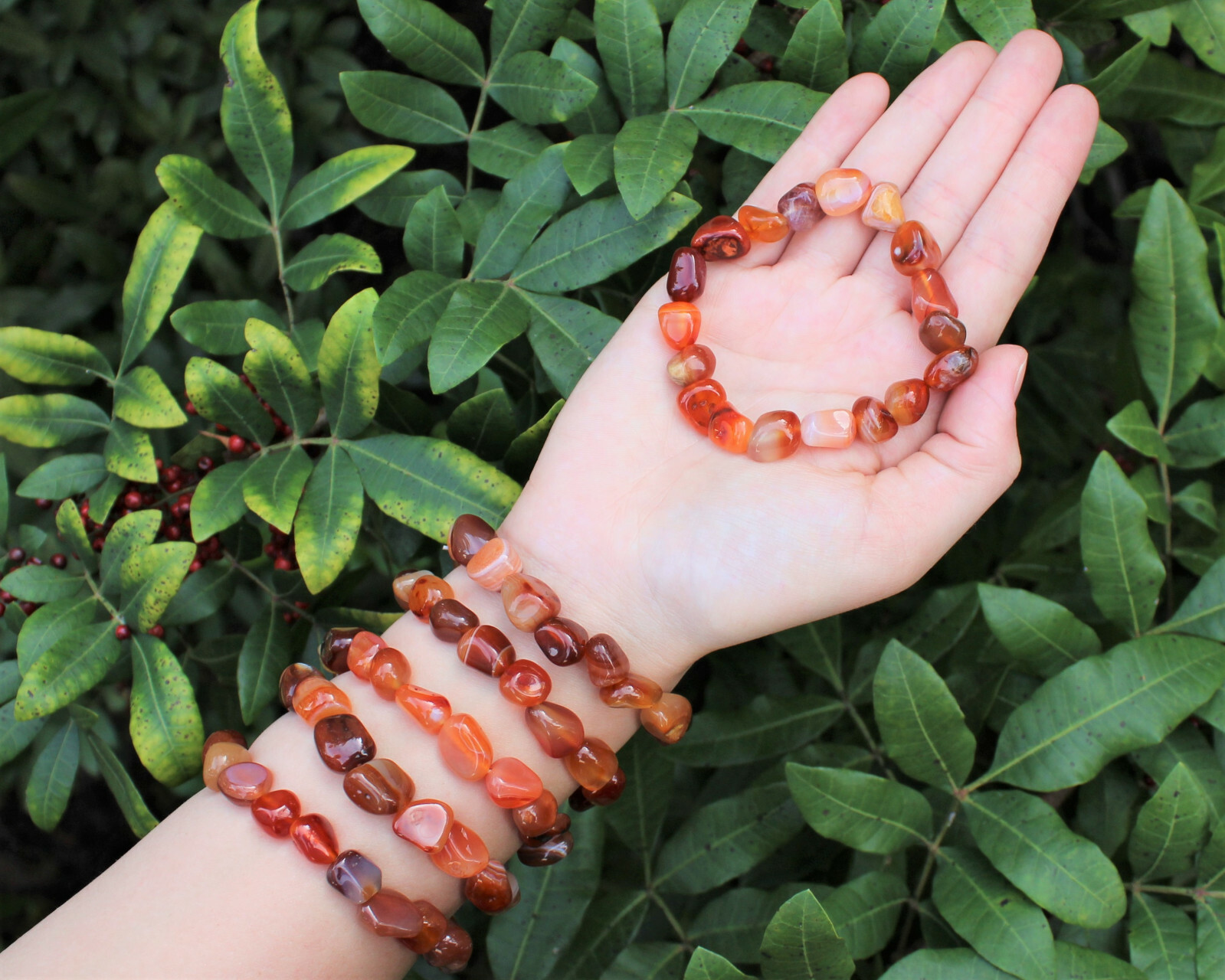 Carnelian Tumbled Gemstone Bracelet 6-8 mm stones (Stretch, Carnelian Nuggets)