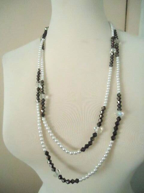 Avon 59” Necklace Faceted Plastic Gray Beads & Faux Pearls Endless No Clasp