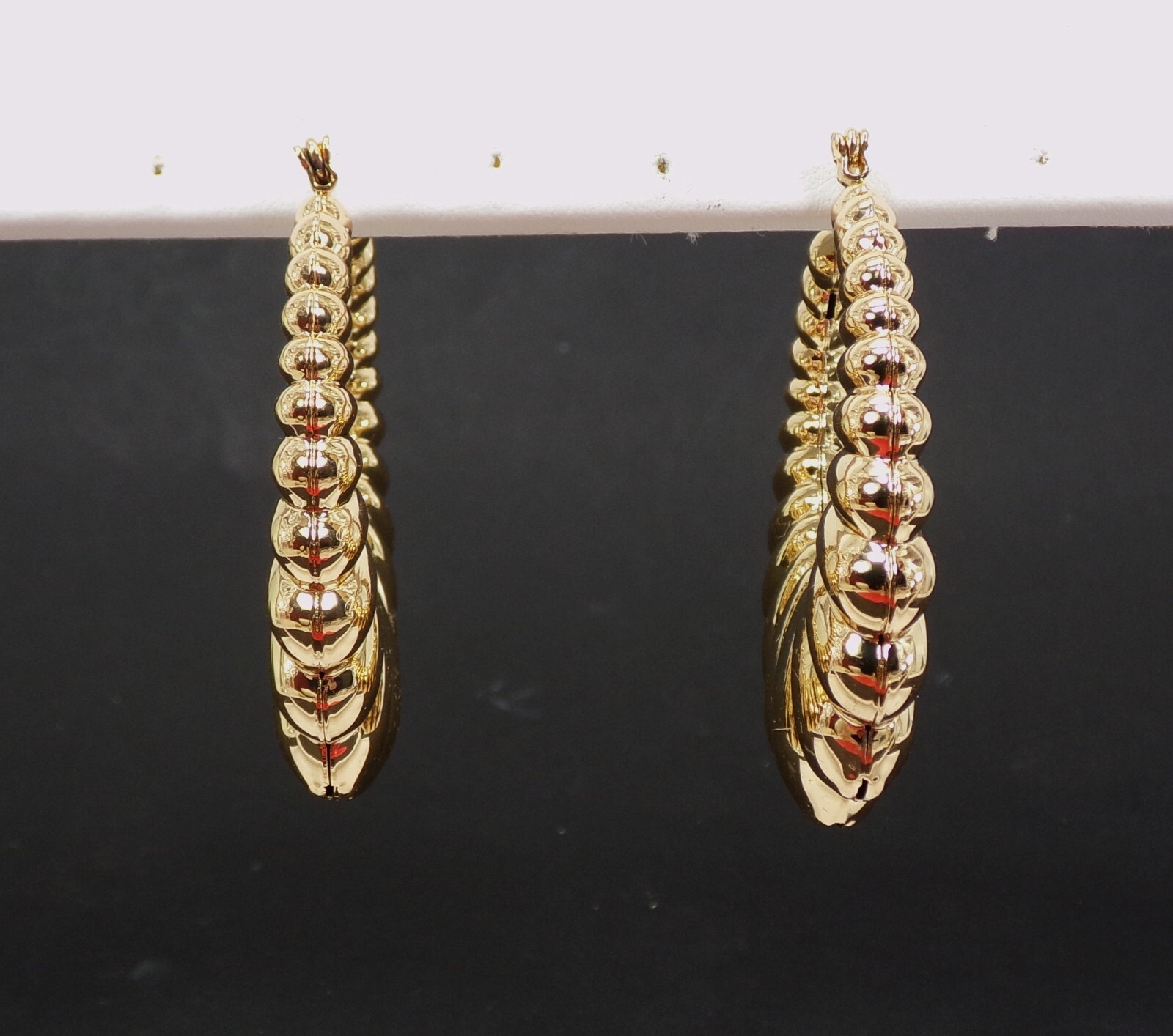 Large gold shrmp hoop earrings polished gold tone puffed ears 1.79″ x 1.68″ NEW