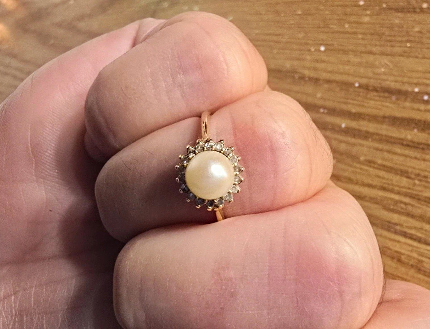 14k Gold Pearl With Diamond Halo Cocktail Ring Size 6.5 Prong Setting