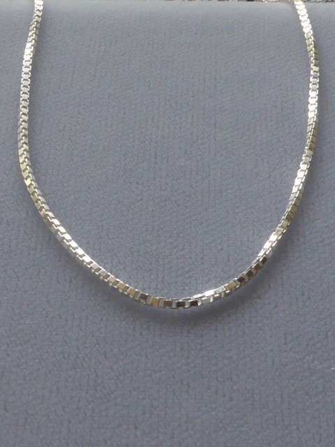 ITALIAN STERLING SILVER BOX CHAIN/NECKLACE ITALY 925 1.2mm 16″ 18″ 20″ 24″ 30″