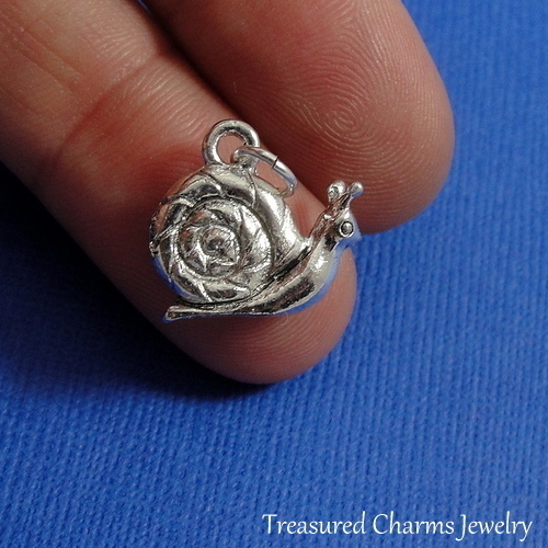 Snail Charm – Silver Plated Spiral Shell Garden Snail Pendant NEW