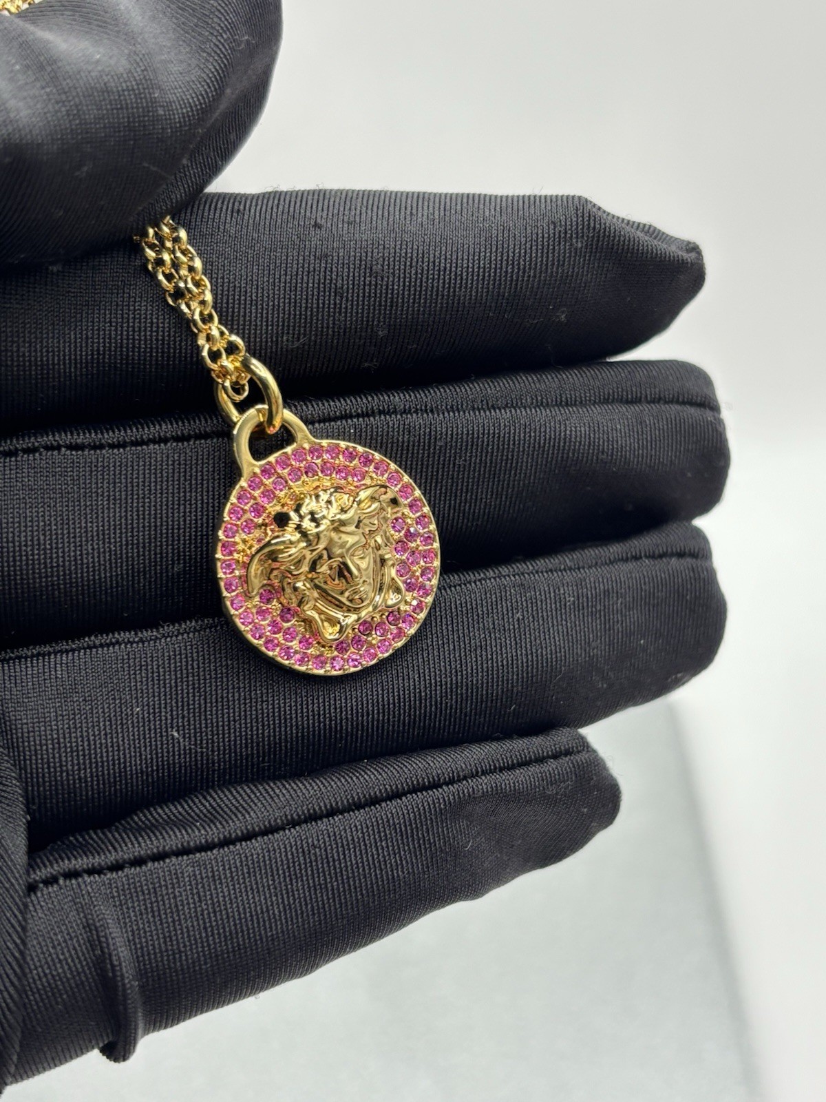 New Versace Necklace Metal+stras Gold $650 Retail Authentic