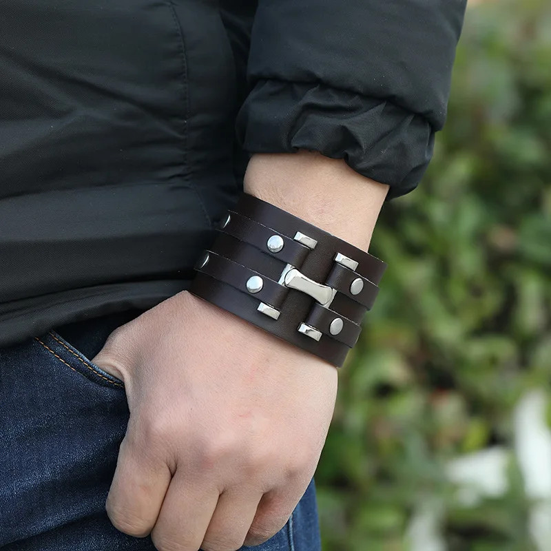 New Vintage Leather Bracelet Adjustable Gothic Punk Cuff for Men Jewelry