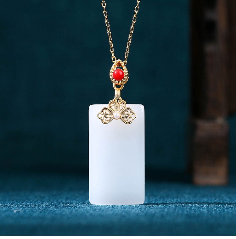 Ivory Jade Pendant Necklace Charm 18K Gold Plated Chain Retro Dainty Gemstone