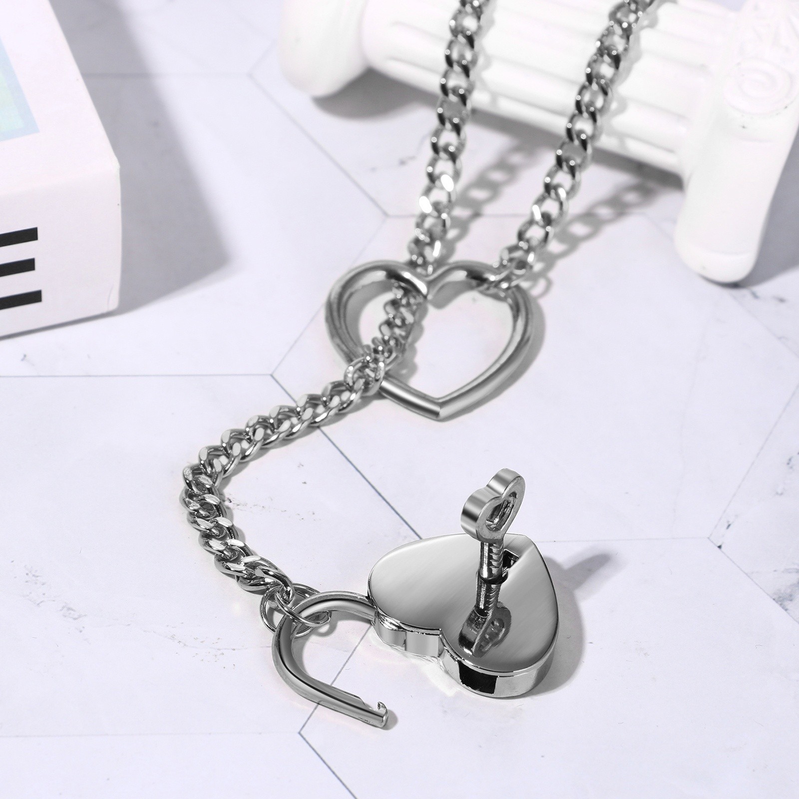 Heart O-ring Slip Chain Necklace Women Lariat Y-Necklace Collar Locker With Key