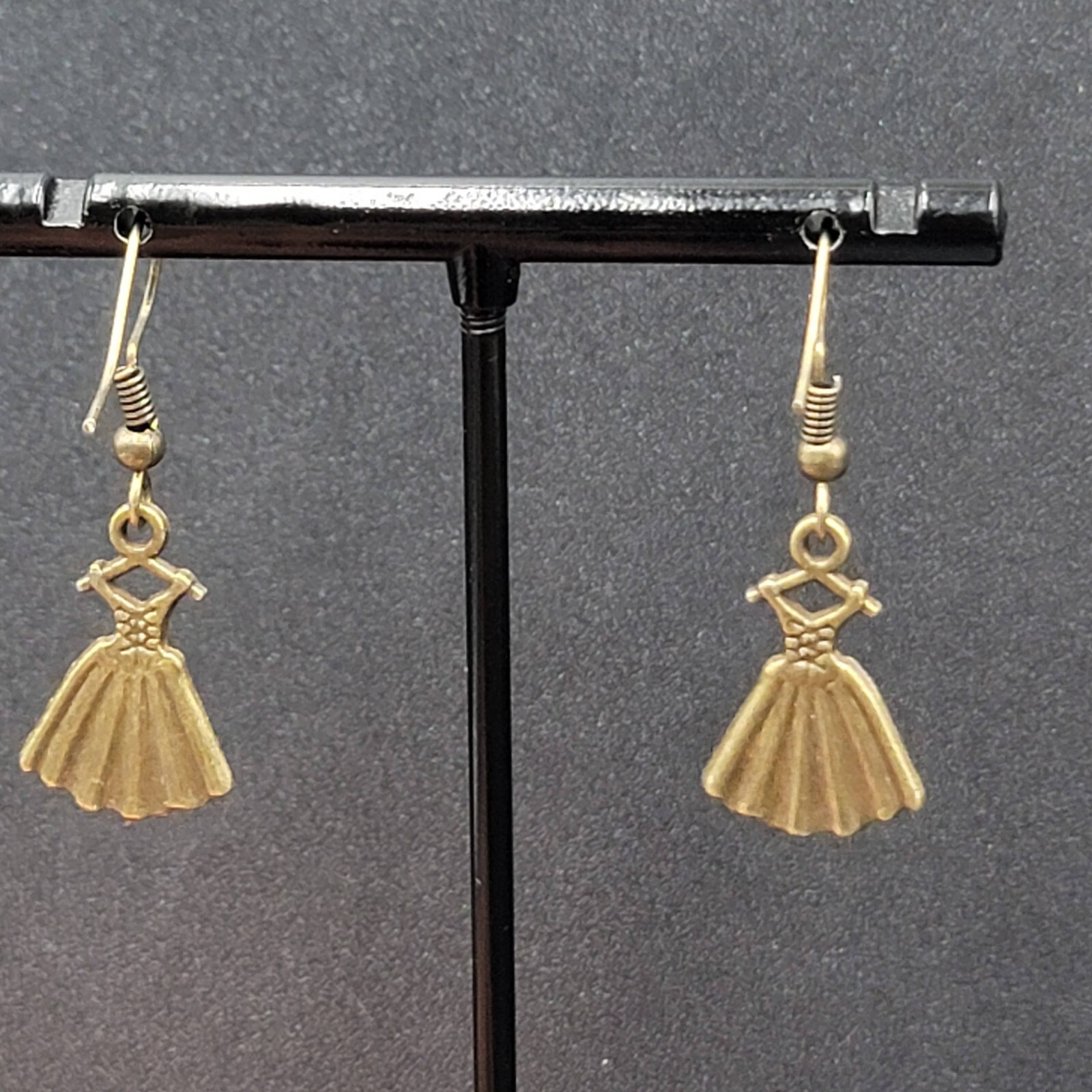 Dress Pierced Earrings Bronze tone Dangle 3/4″