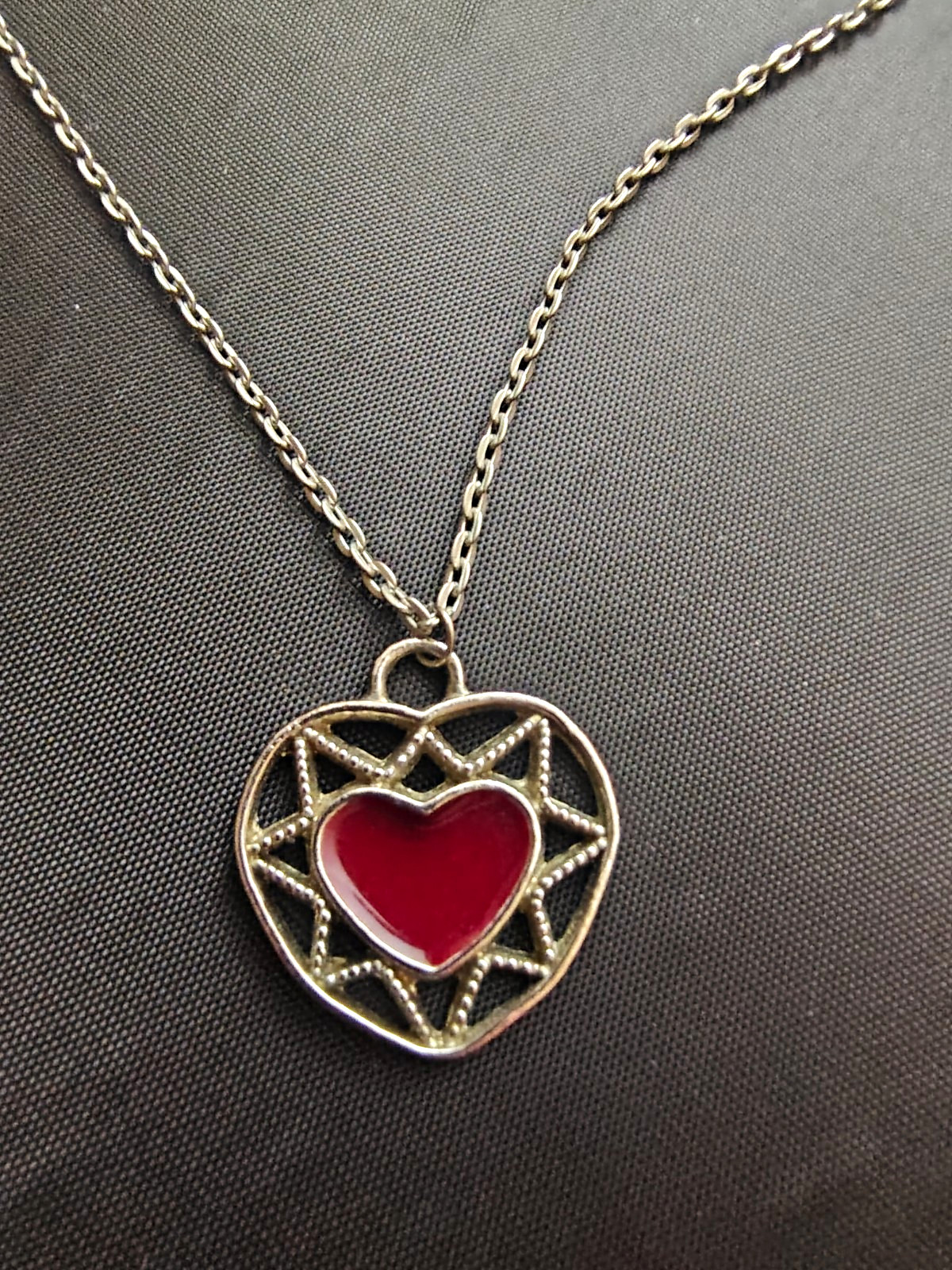 Silver Tone Cable Chain Necklace Red Heart Charm Pendant Love & Hearts Theme