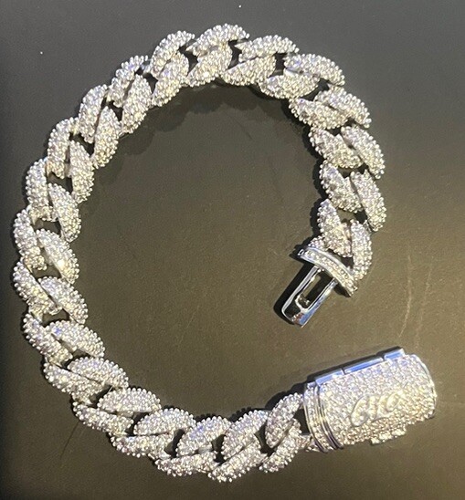New! GLD Shop Signature White Gold Plated Prong 6” Bracelet 8.5mm Iced 14k
