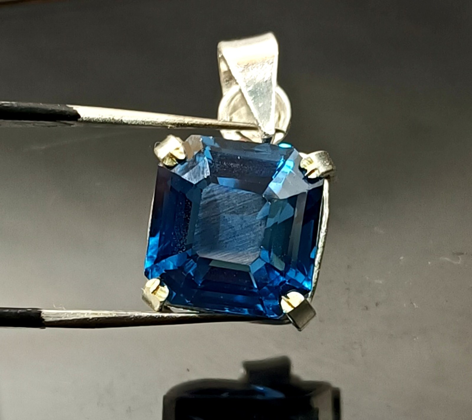 Certified 30.00 ct Natural Paraiba Tourmaline 925 Silver Pendant Loose Gemstone