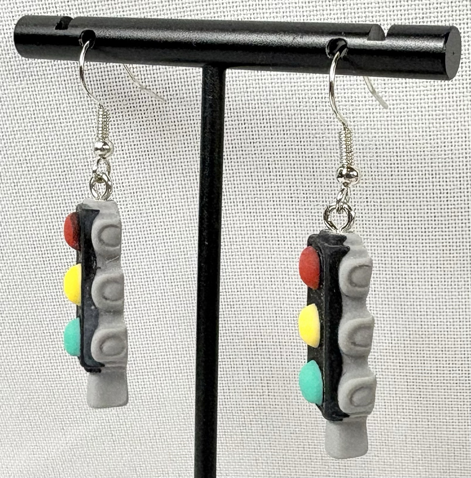 Hook Drop Dangle Silver Tone Earrings Gray Stoplights Traffic City Street Signs