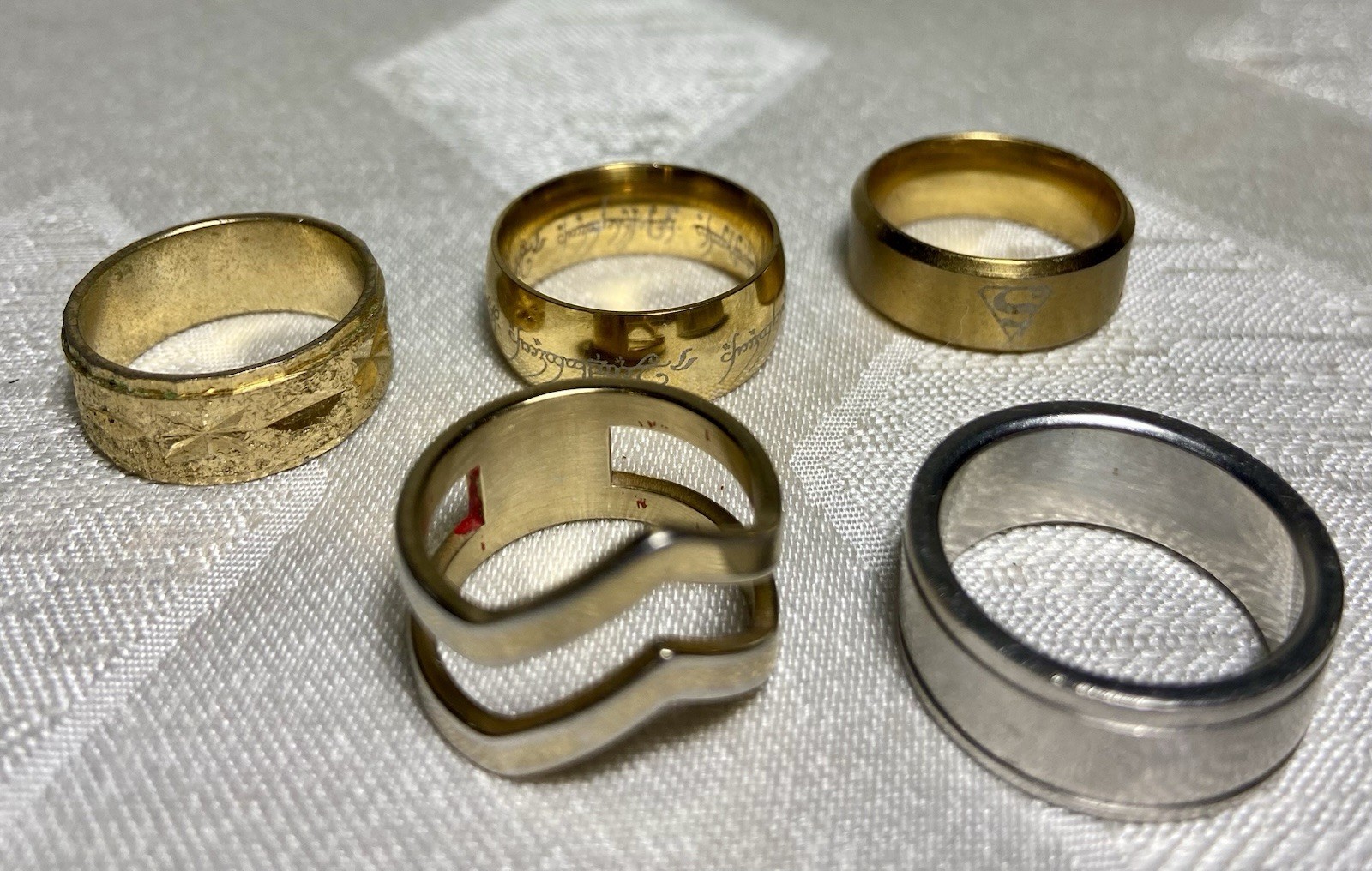 Lot Of 5 Unique Fashion Rings LOTR Superman Band Engraved Mixed Sizes 5-7