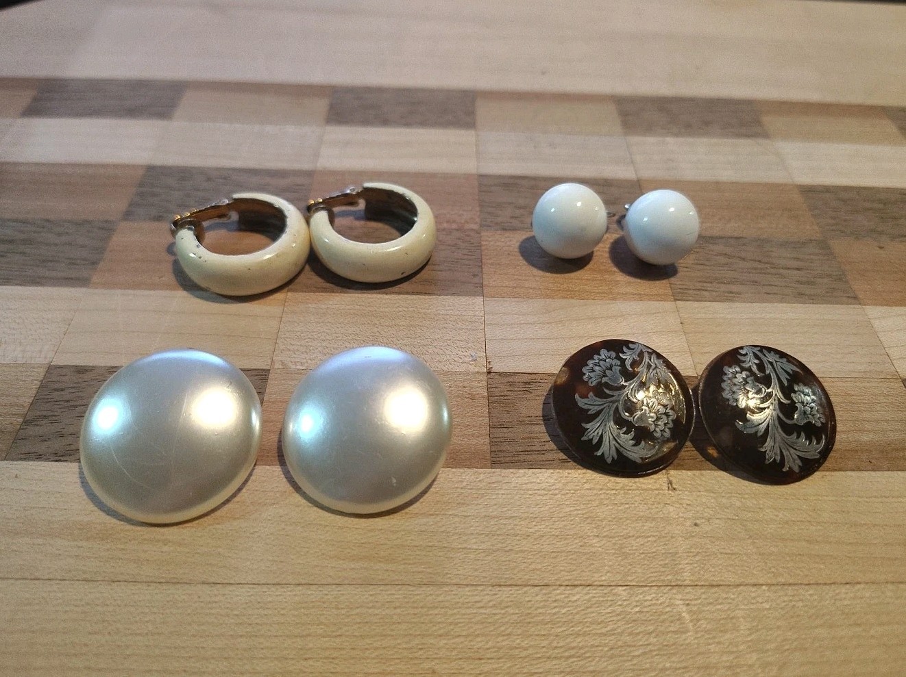 Vintage Clip-on Earrings Lot Of 4 As Shown