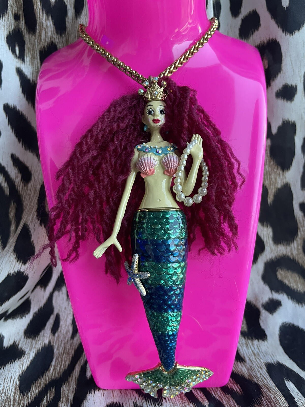 Betsey Johnson Shell Shocked Vintage HUGE Mermaid Doll Red Head Long Necklace