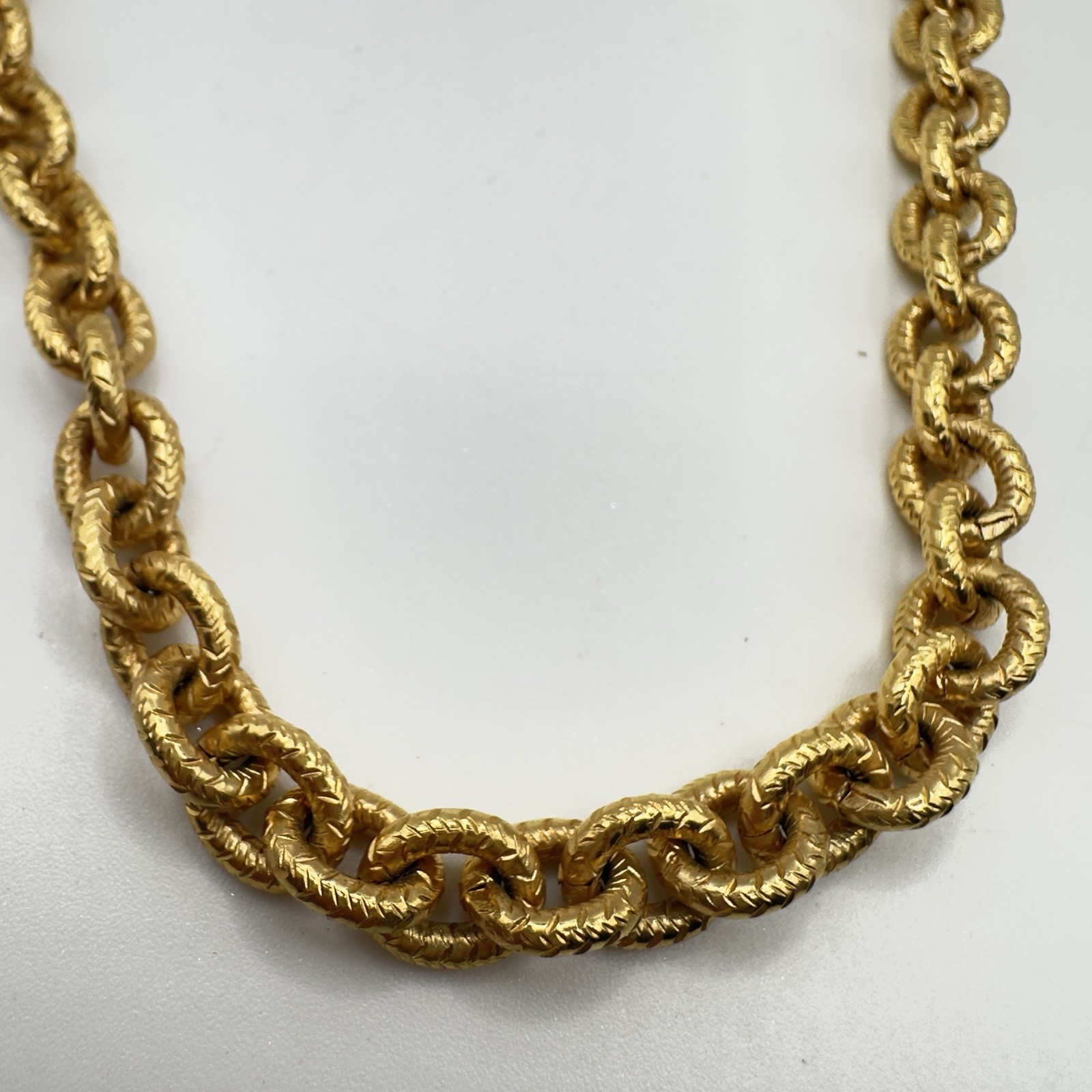 Gold Tone Necklace Textured Rolo Link Chain 16″ Heavy Layering Beautiful Quality