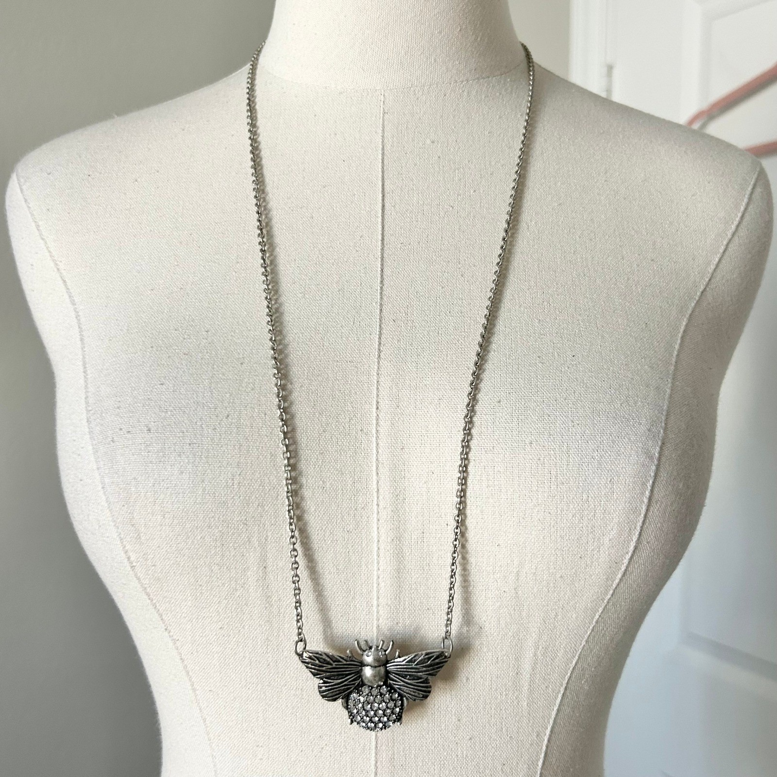 Silver Tone Bee Pendant Necklace Rhinestone Wings Chain Charm Statement Jewelry