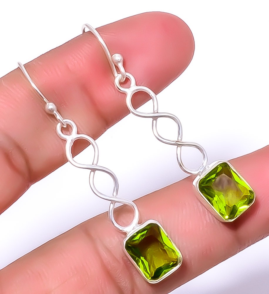 Peridot Gemstone 925 Silver Plated Spiral Earring 1.79″ T63